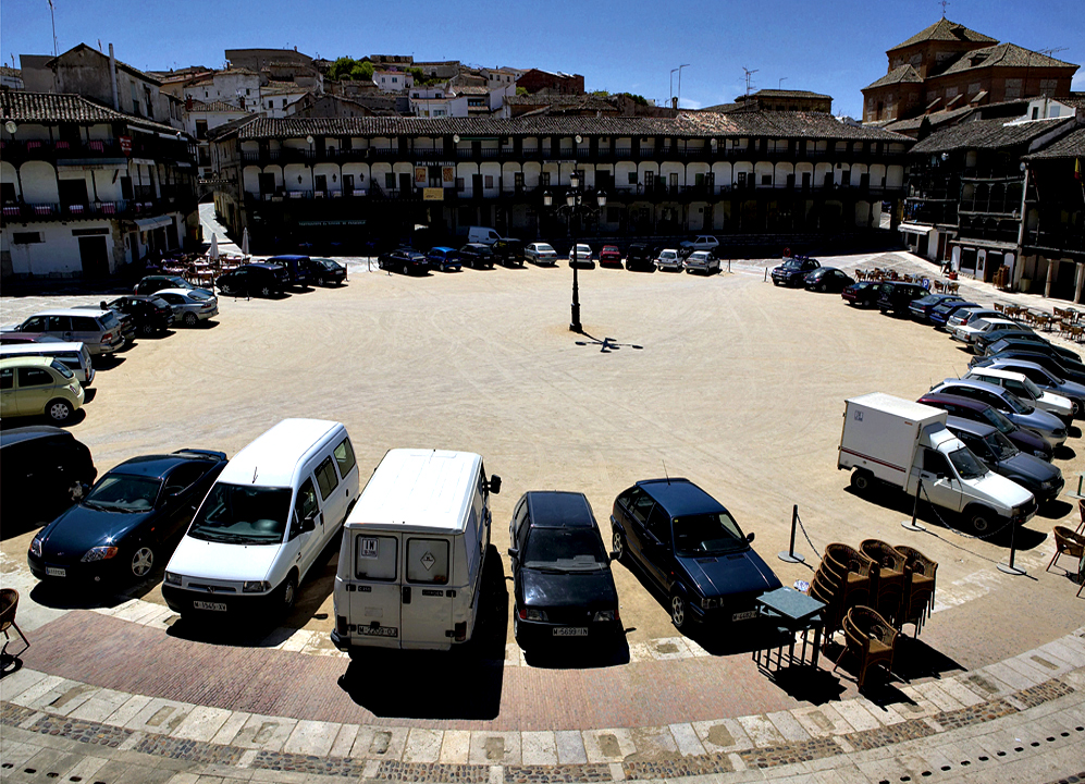 Ampliar Plaza Mayor, Chinchn