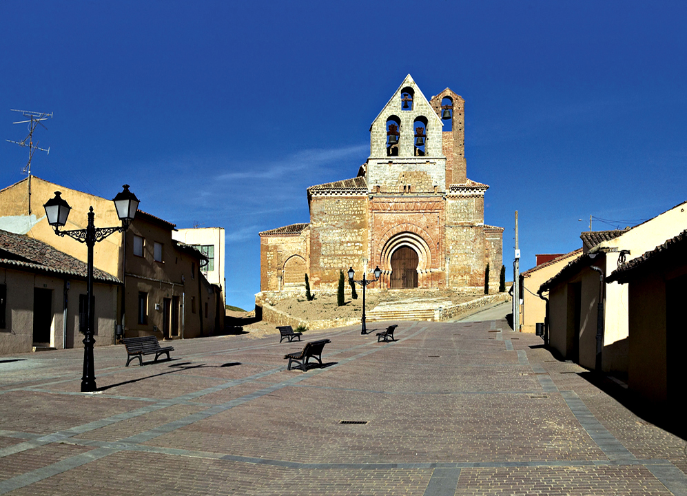 Ampliar Plaza de San Pedro, Aguilar de Campos